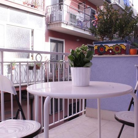 지아르디니낙소스 Naxos House 아파트 객실 사진