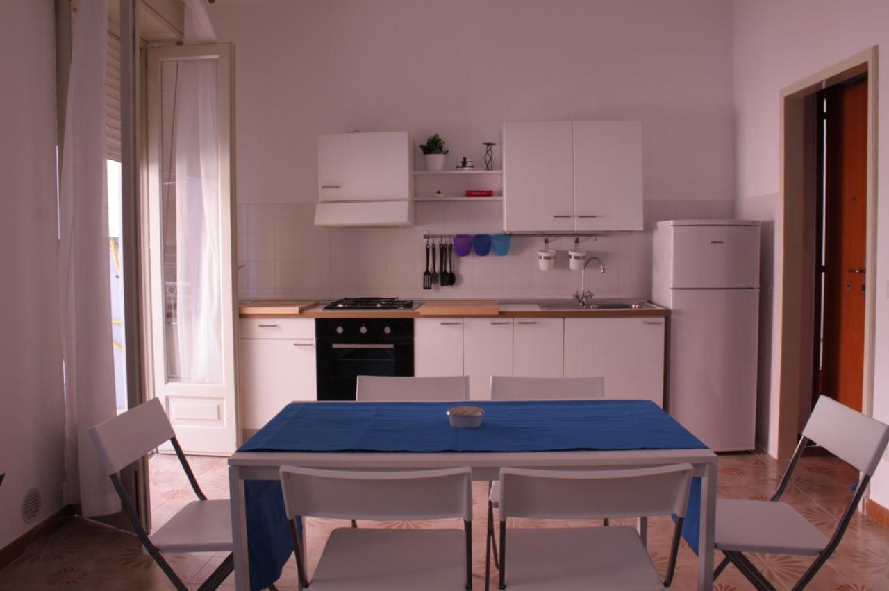 지아르디니낙소스 Naxos House 아파트 객실 사진